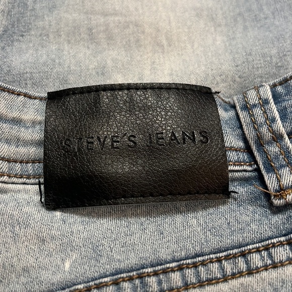 2/$15 Men’s Steve’s Jeans - Picture 3 of 4
